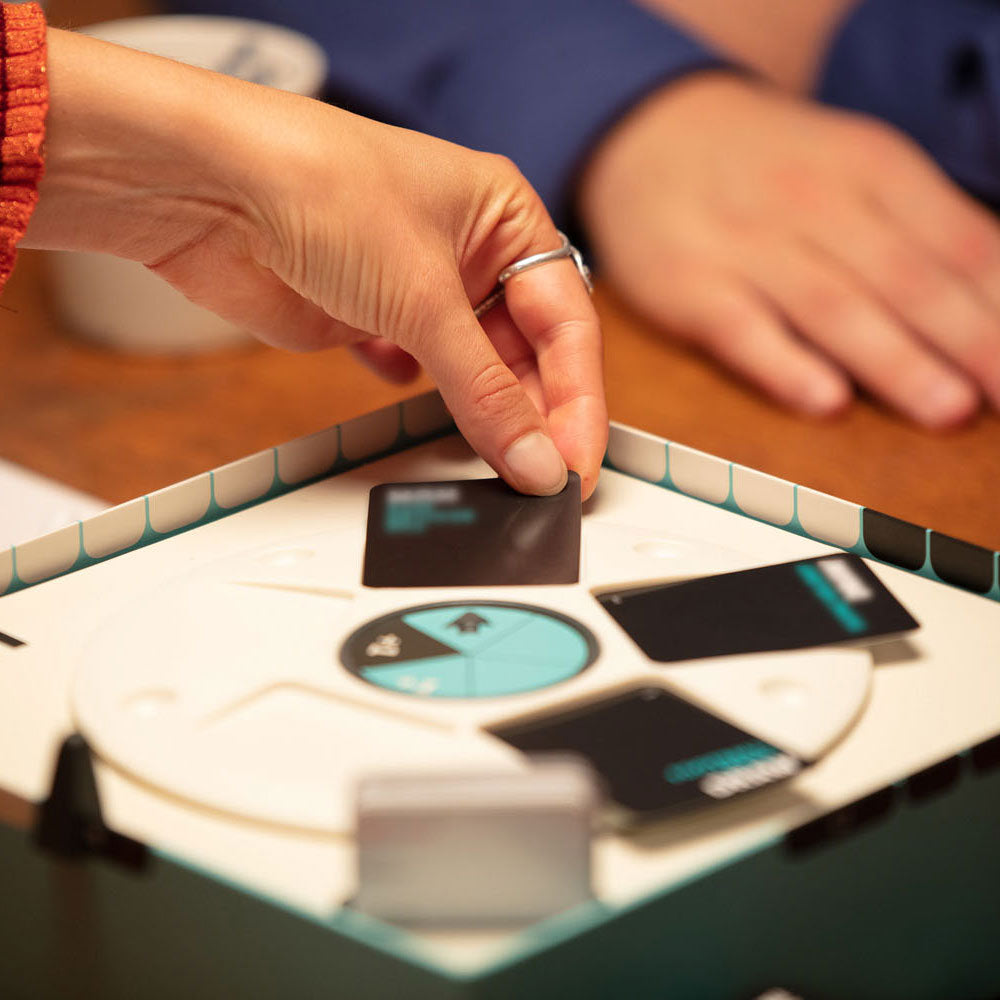 Asmodee hint - het party bordspel