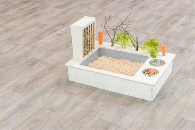 trixie voederstation met voerbak waterbak hooiruif hout naturel