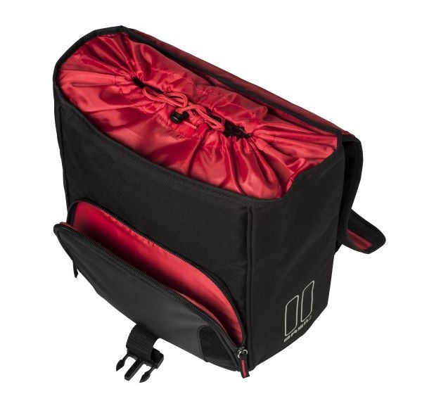 Basil Sport Design Commuter Bag - Fietsrugtas Zwart 18L