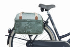 Basil Bohème fietsschoudertas groen 18L