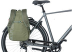 Basil Flex fietsrugzak - groen, hoogwaardig polyester, gewatteerde schouderbanden, Hook-On systeem