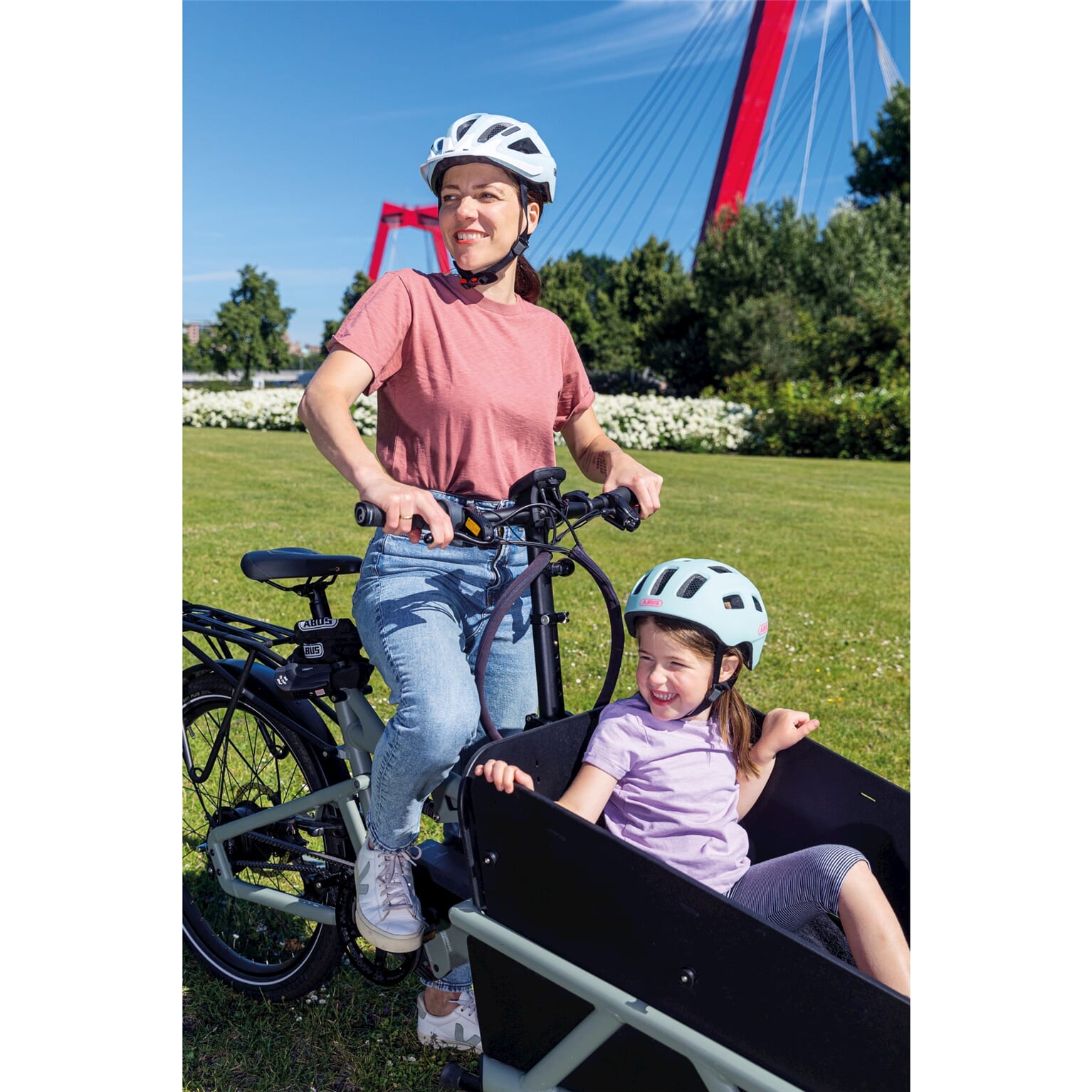 Abus youn-i 2.0 - youth trekking helmet