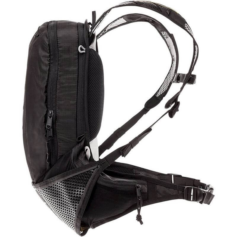 Ergon BX2 Evo Rugtas Zwart - Lichtgewicht - Geschikt voor dagtochten - 10 + 1.5L volume - Waterdicht - Polyester Nylon - Anders bevestigingssysteem - Inclusief regenhoes