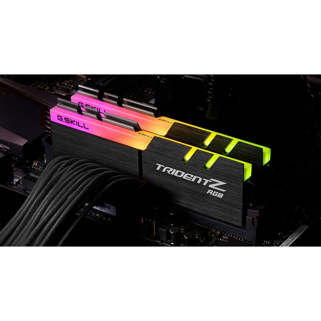 G.skill 16 gb ddr4-3000 kit werkgeheugen (zwart, f4-3000c16d-16gtzr, trident z rgb, xmp)