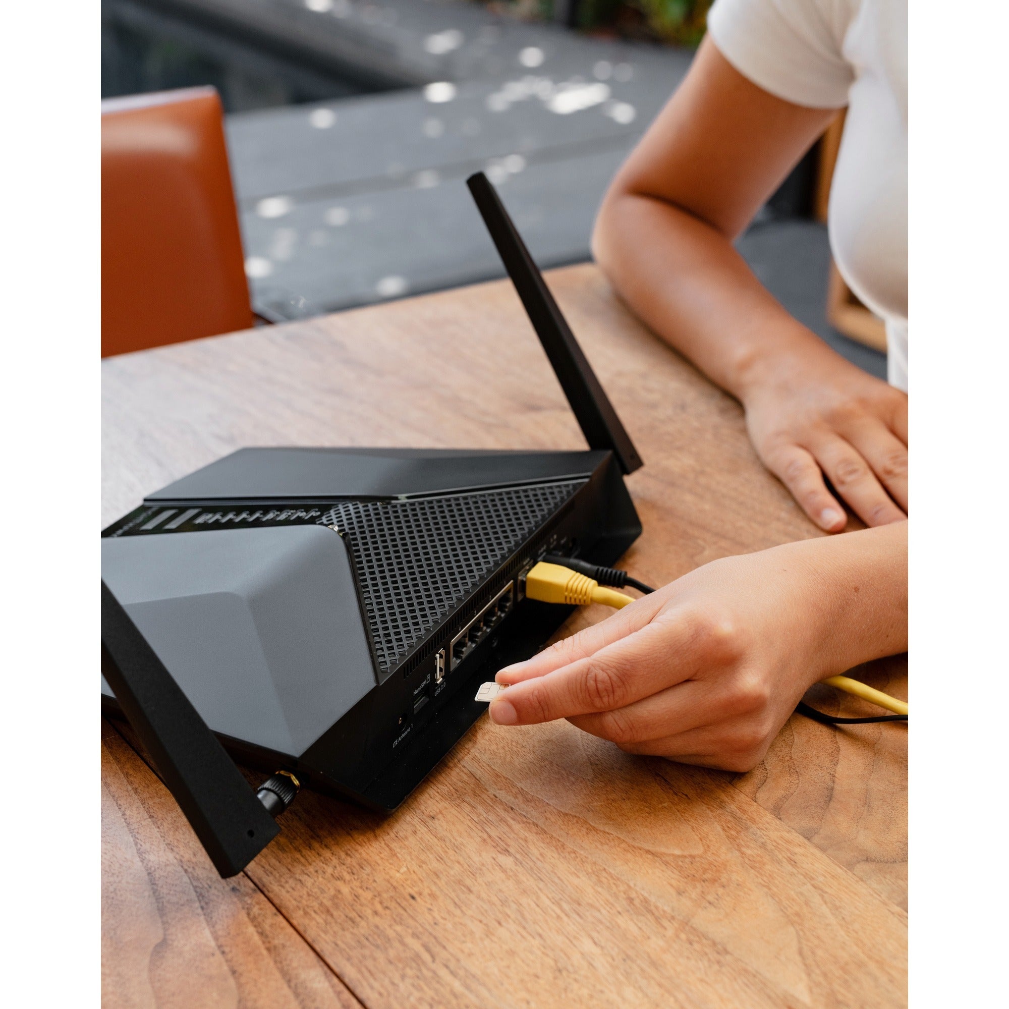 Netgear Netgear Nighthawk LAX20