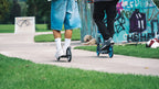 Six degrees 2-wiel Step met Voorvering Opvouwbaar Voetrem Zwart