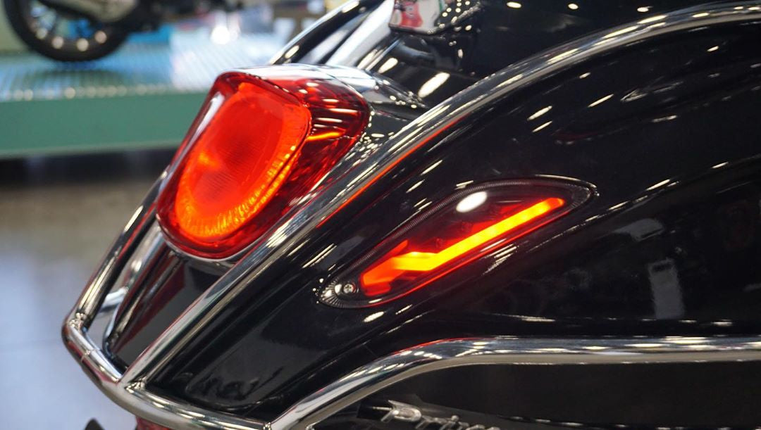 RAW-set Achter LED Level10 Smoke | Vespa Sprint / Primavera
