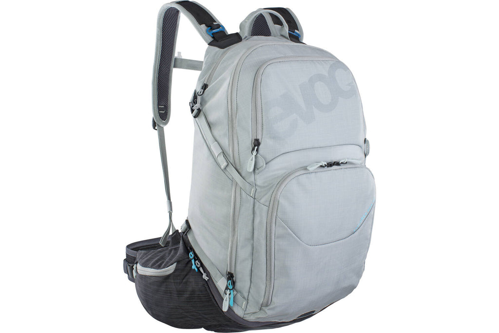 Explorer pro 30l silver - carbon grey