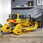 Lego LEGO Technic 42131 Cat D11 Bulldozer met App-besturing