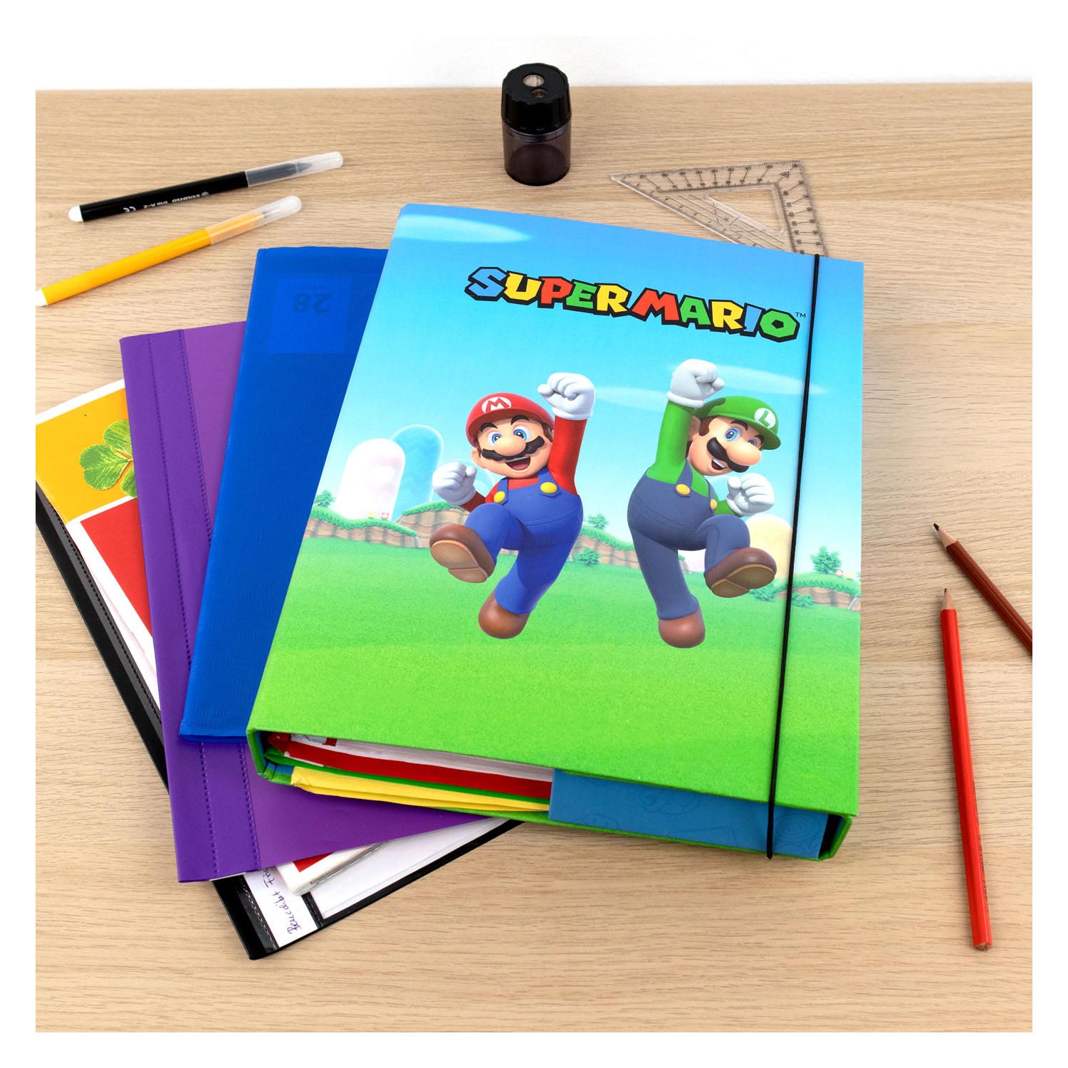 Undercover Super Mario Notitiemap A4 met Elastiek