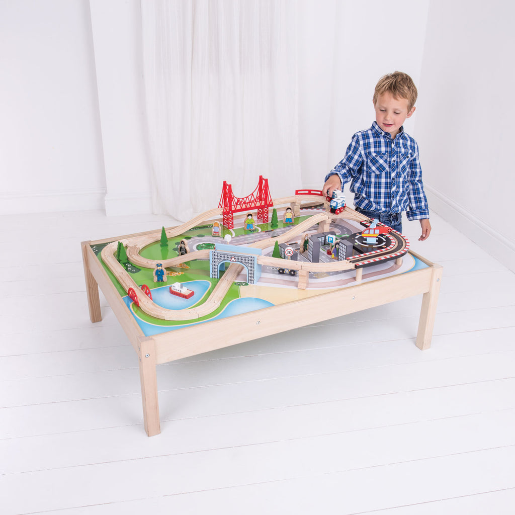 Bigjigs Houten Treinbaan Stad op Speeltafel, 62dlg.