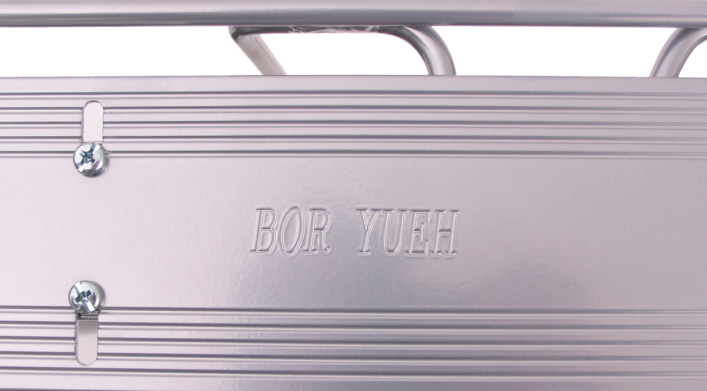 Bor yueh Bagagedrager BY332 verstelbaar 24-28 inch aluminium zilver