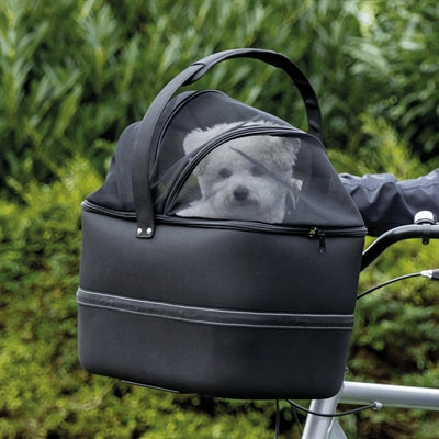 Esve Pet salad garden delight