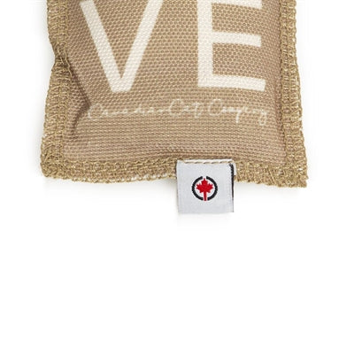 Canadiancat company Canadian cat speelkussen love met catnip bruin / beige