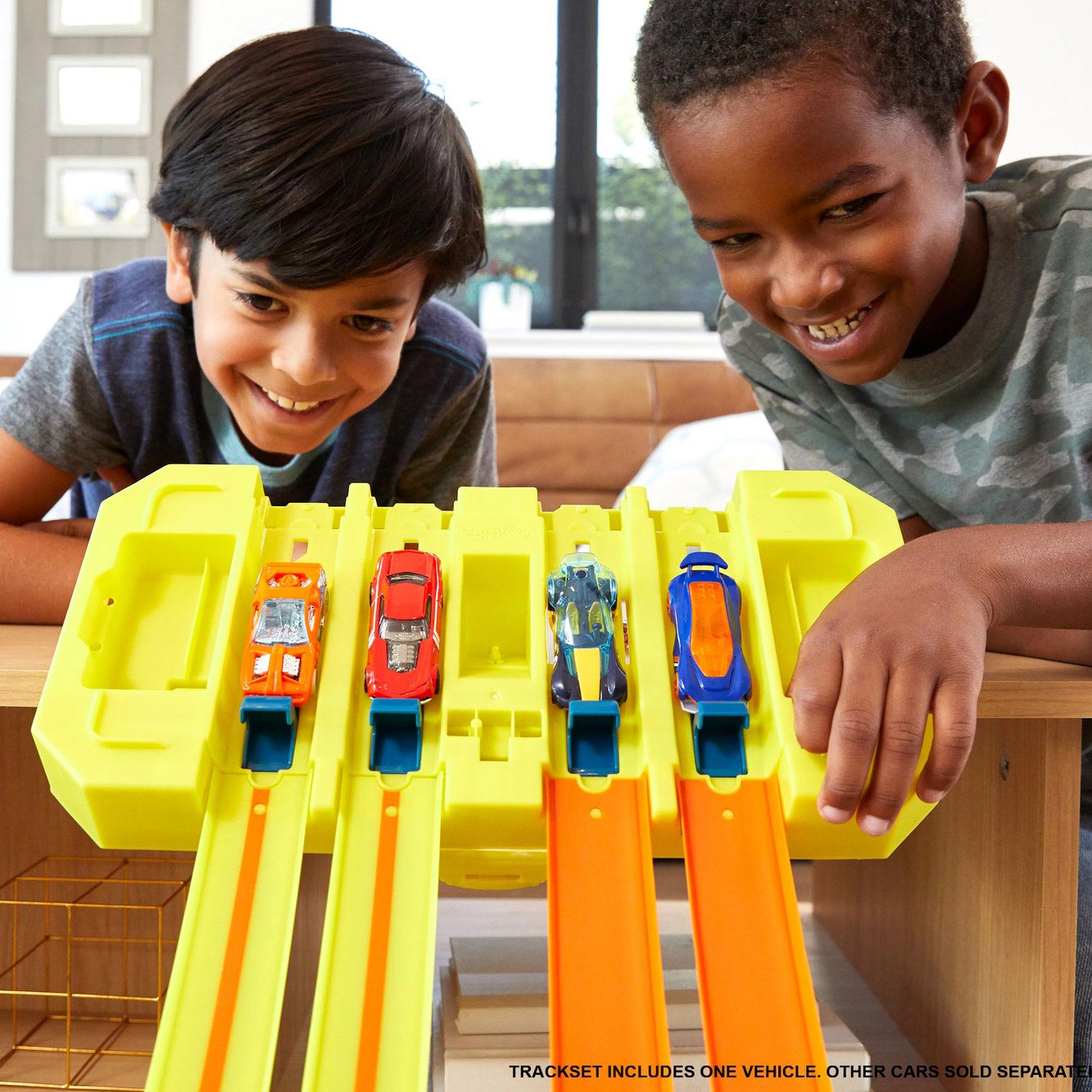 Hot Wheels Track Builder Gravity Box