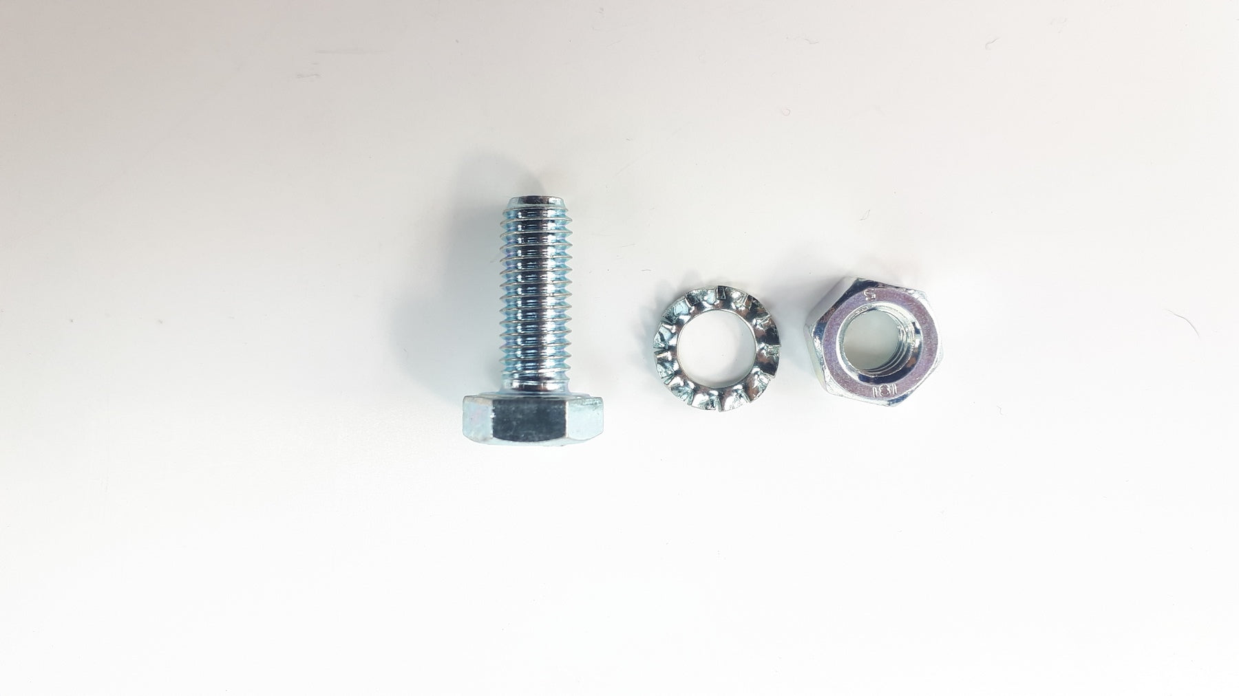 Bofix bout m6x12 zeskant + veerring
