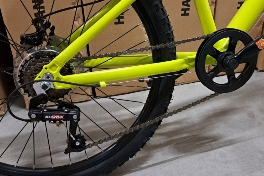 Edge 24 inch geel