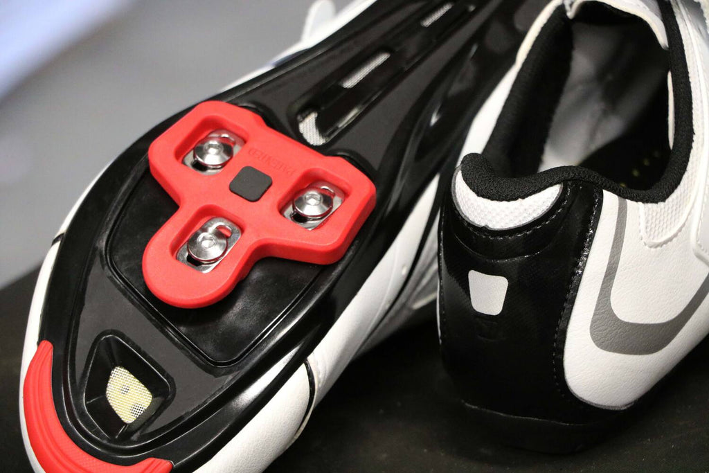 Trivio - schoenplaatjes look delta 6° anti-slip rood