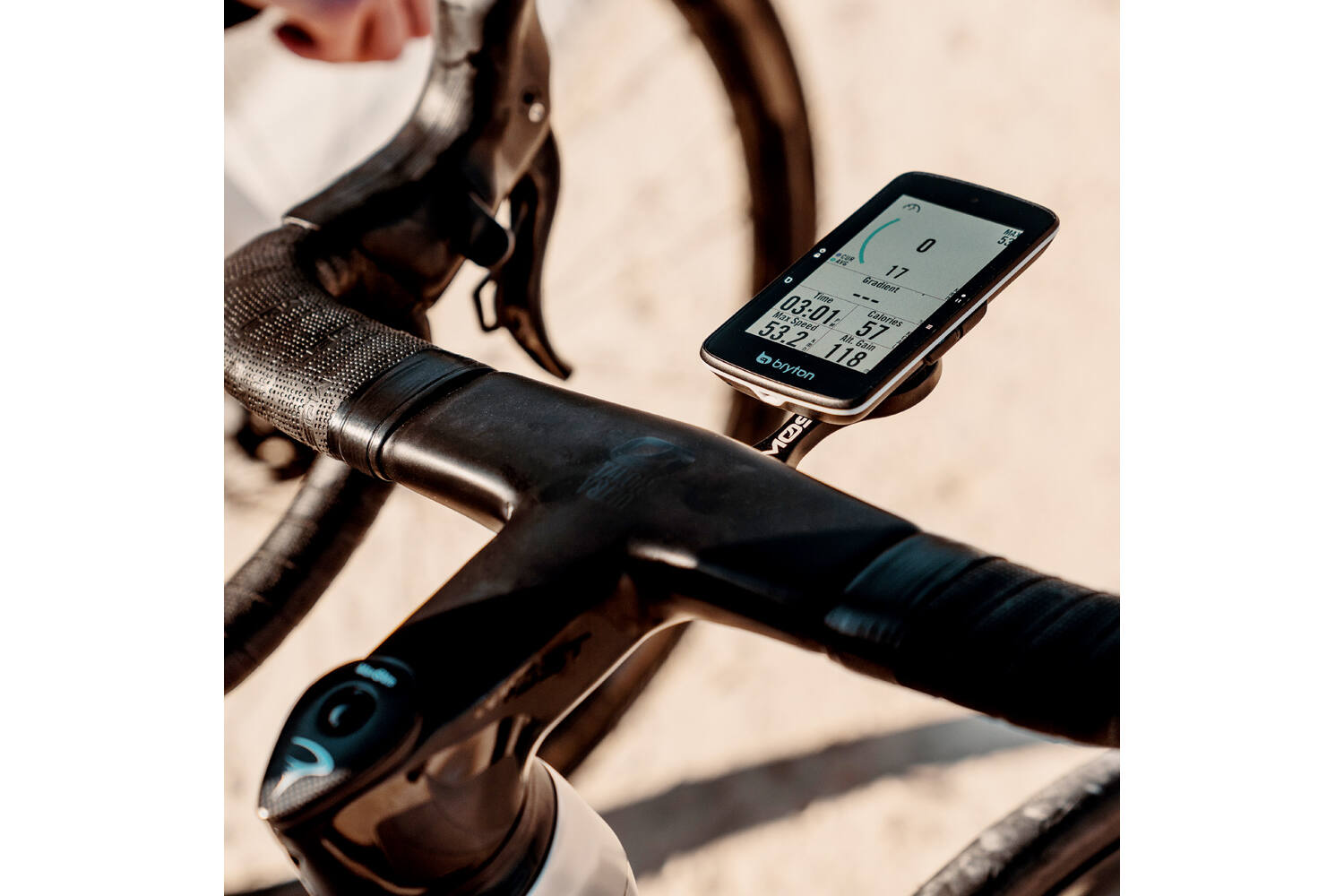 Bryton - rider s800 t gps fietscomputer inclusief hartslagband en cadans sensor ant+ / bluetooth