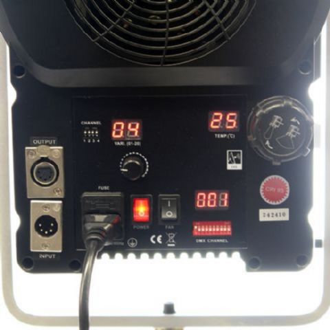 Falcon Eyes 5600K LED Spot Lamp Dimbaar CLL-4800R op 230V