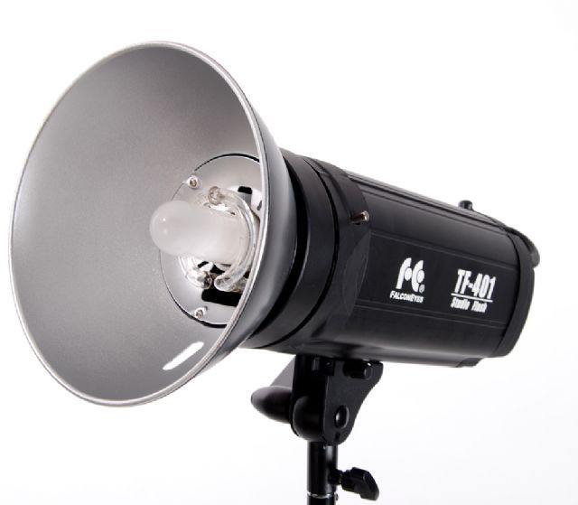 Falcon eyes studioflitser tf-401 digitaal