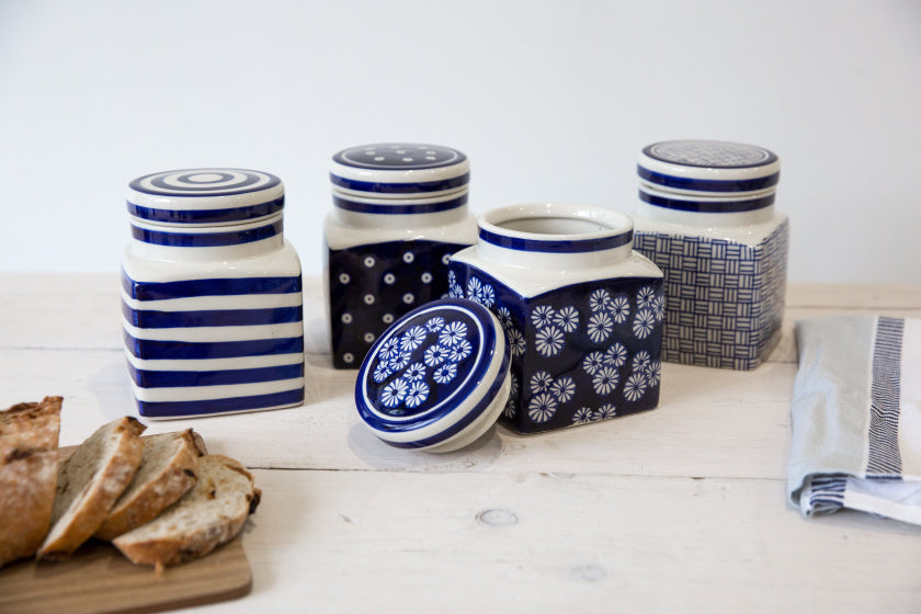 voorraadpot Out Of The Blue daisy keramiek blauw