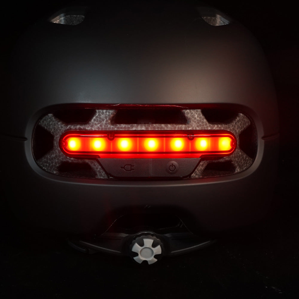 Livall c21 - e-bike helmet with break light and crash sensor