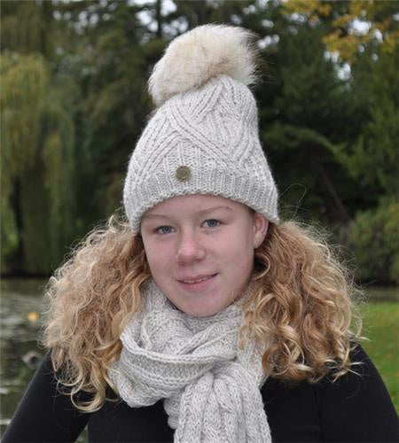 muts gevoerd dames acryl ivoorwit one-size