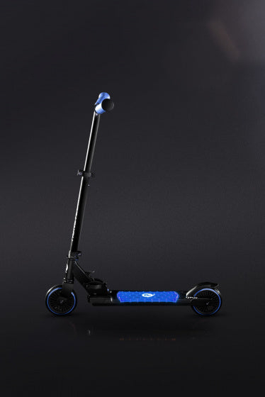 Qplay Mini step alu opvouwbaar blauw met led verlichting