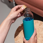 drinkfles Flow Palm Leaves glas 660 ml turquoise