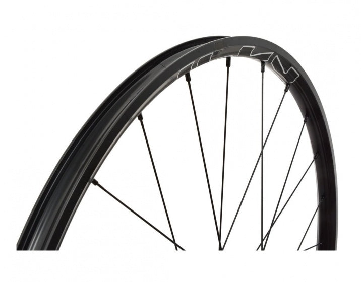 voorwiel MT600 29 inch Disc TL 15 mm E-Thru
